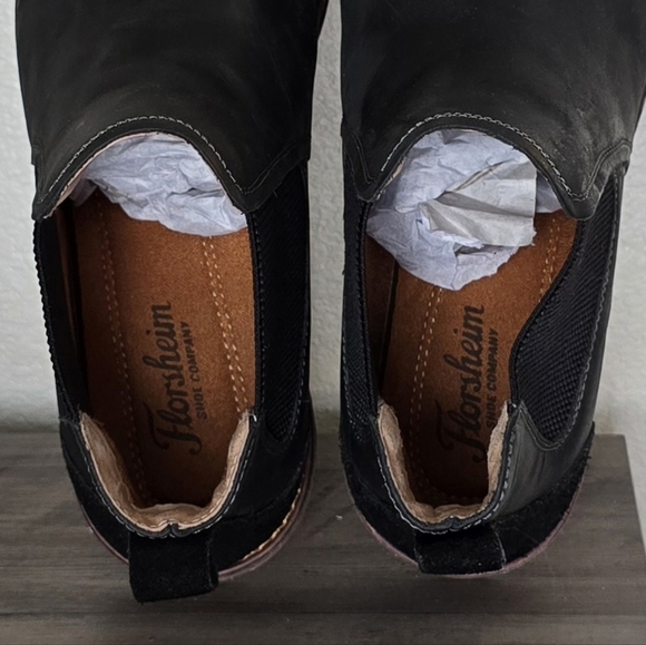 Florsheim Mens Chalet Chelsea Boot Size 10 Black Leather main image 4